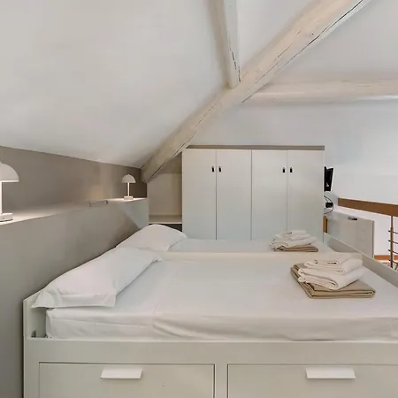 Angolo Sul Porto * Brenzone sul Garda