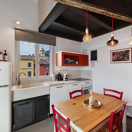 Daire Angolo Sul Porto Brenzone sul Garda