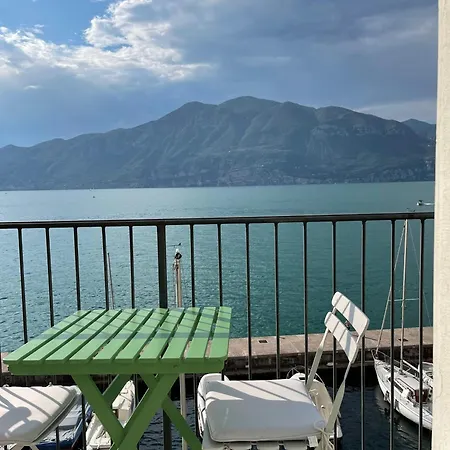 Angolo Sul Porto * Brenzone sul Garda